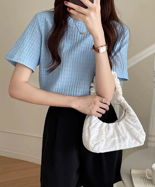 AMELY(エミリー)の「リップルTシャツ(Tシャツ/カットソー・レディース・ブラック/ブルー/モカ/ホワイト・M/L/XL)」の21枚目の写真