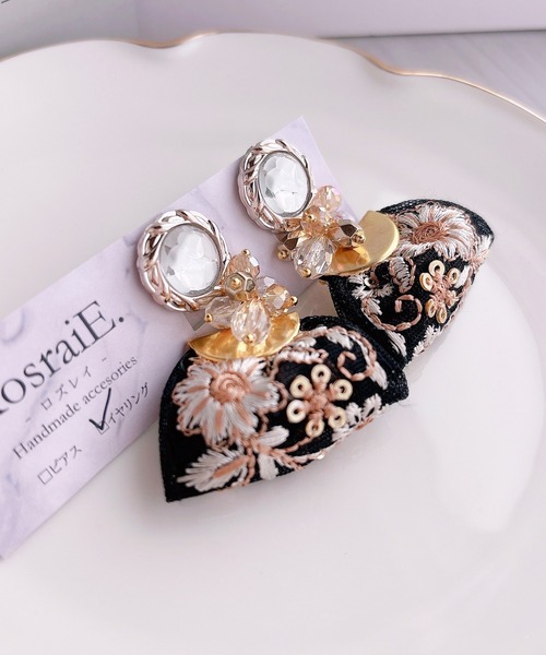 tone(トーン)の「【RosraiE】ブラックインド刺繍リボンタッセル キラキラ イヤリング(MA)(イヤリング・レディース・ゴールド・FREE)」の3枚目の写真
