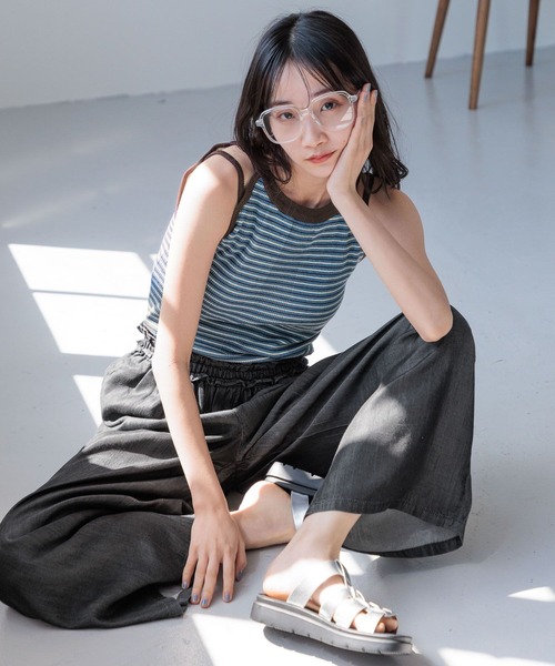 LOWRYS FARM（ローリーズファーム）の「ホルターカップニットキャミ 122946（タンクトップ・レディース・ブルー/ブラック/ホワイト/イエロー・FREE）」の4枚目の写真