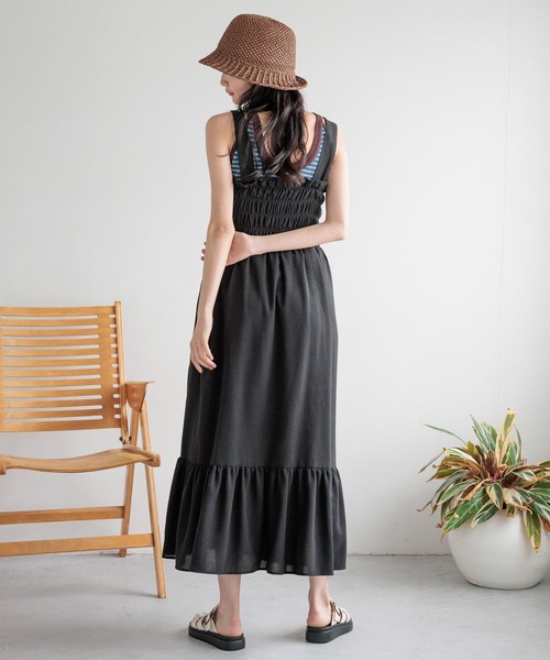 LOWRYS FARM（ローリーズファーム）の「ホルターカップニットキャミ 122946（タンクトップ・レディース・ブルー/ブラック/ホワイト/イエロー・FREE）」の15枚目の写真