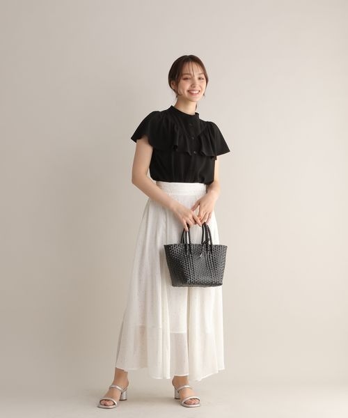 Andemiu(アンデミュウ)の「カタレースラッフルブラウス123574(シャツ/ブラウス・レディース・ホワイト/ブラック/グリーン・FREE)」の9枚目の写真