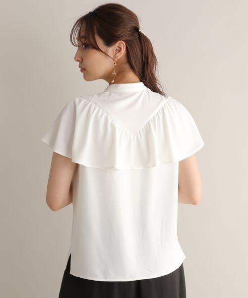Andemiu(アンデミュウ)の「カタレースラッフルブラウス123574(シャツ/ブラウス・レディース・ホワイト/ブラック/グリーン・FREE)」の21枚目の写真