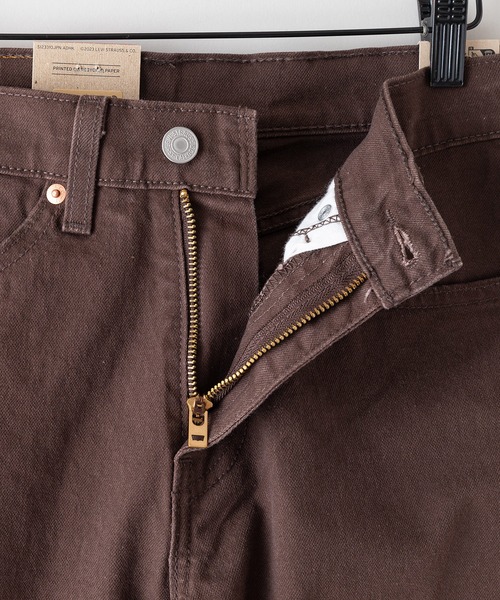 Levi's（リーバイス）の「【Levi’s/リーバイス】　505 レギュラーストレート ストレッチ 5ポケット カラーデニム＆ツイルチノ/505 REGULAR STRAIGHT COLOR PANTS/ジーンズ/ヴィンテージ/アメカジ/古着風/レトロ/2024SS（デニムパンツ・メンズ・チャコールグレー/ダークブラウン/ベージュ/ブラック・29inch/33inch/31inch/34inch/32inch/30inch/28inch）」の7枚目の写真