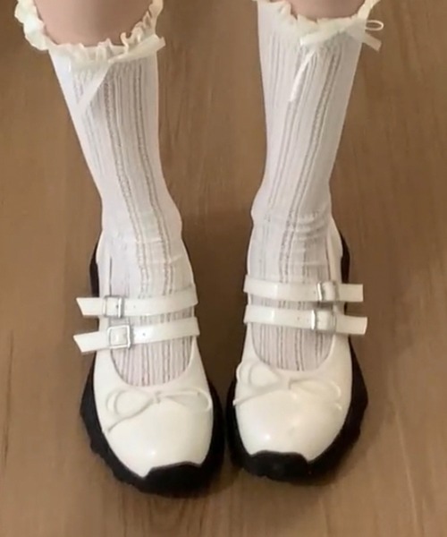 Vipoa(ヴィポア)の「double strap maryjane shoes(スニーカー・レディース・ブラック/シルバー/アイボリー・LARGE/SMALL/MEDIUM)」の11枚目の写真