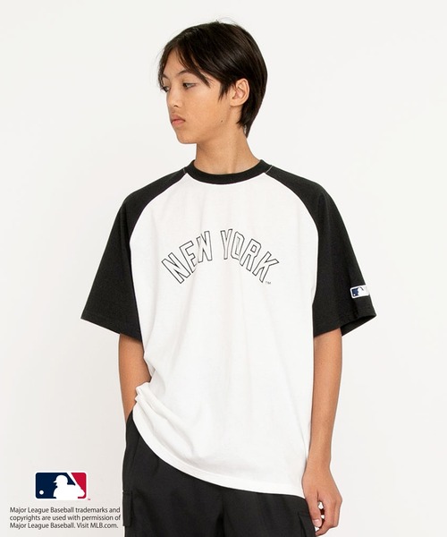 GLAZOS(グラソス)の「【大人向けサイズあり】【MLB】チームロゴプリントラグランスリーブ半袖Tシャツ(Tシャツ/カットソー・キッズ・グレー/オートミール/ネイビー/ホワイト・140cm/150cm/160cm/170cm)」の2枚目の写真