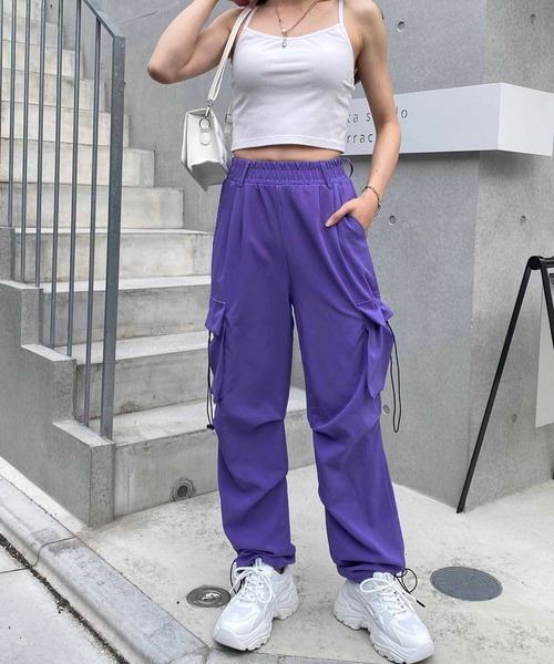 NANEA(ナネア)の「ベルト付き 裾ドロストカラーカーゴパンツ(カーゴパンツ・レディース・パープル/ピンク/グリーン・SMALL/MEDIUM/LARGE)」の12枚目の写真