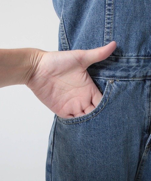 Julia Boutique（ジュリアブティック）の「ベアトップデニムサロペットパンツ/24129（デニムパンツ・レディース・ブルー・S/M/L）」の20枚目の写真