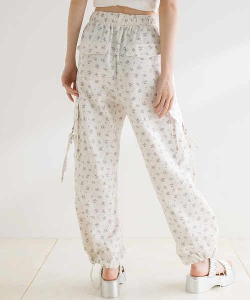 OLIVE des OLIVE（オリーブデオリーブ）の「Dカンリボンカーゴパンツ　1041020100（カーゴパンツ・レディース・ピンク/オフホワイト/その他/ブラック・FREE）」の7枚目の写真