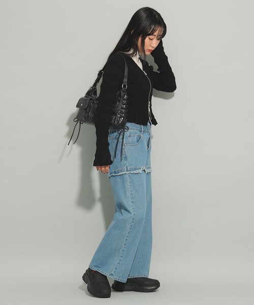 Ray BEAMS(レイビームス)の「シャーリング ジップ カーディガン(カーディガン/ボレロ・レディース・グリーン系その他2/ブラック/オフホワイト・ONE SIZE)」の20枚目の写真