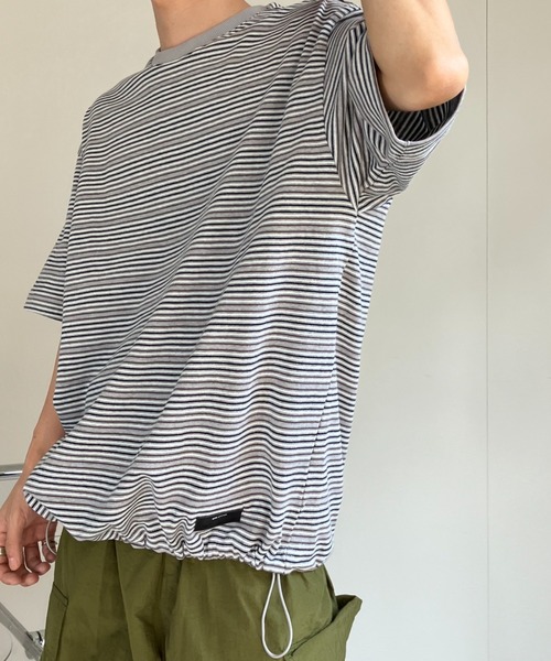 人気デザイン】コムデギャルソン 細ボーダー ワンポイントロゴ ロンT