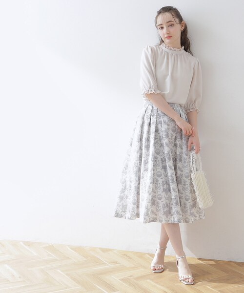 couture brooch（クチュールブローチ）の「◆【上品華やか／二の腕カバー】5分袖エンブロレースブラウス（シャツ/ブラウス・レディース・アイボリー/ブラック/ライトグレー・34/36/38/40/42）」の17枚目の写真