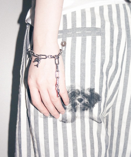 igi(イジ)の「CHARM BRACELET( IRUKA ) / チャームブレスレット イルカ(ブレスレット・レディース・シルバー・FREE)」の13枚目の写真