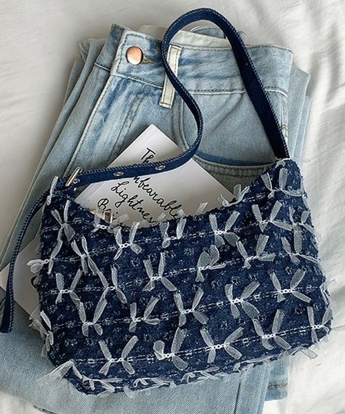 LAFFMO（ラフモ）の「チュールデニムショルダーバッグ（ショルダーバッグ・レディース・ライトブルー/ブルー/ダークブルー・F）」の7枚目の写真