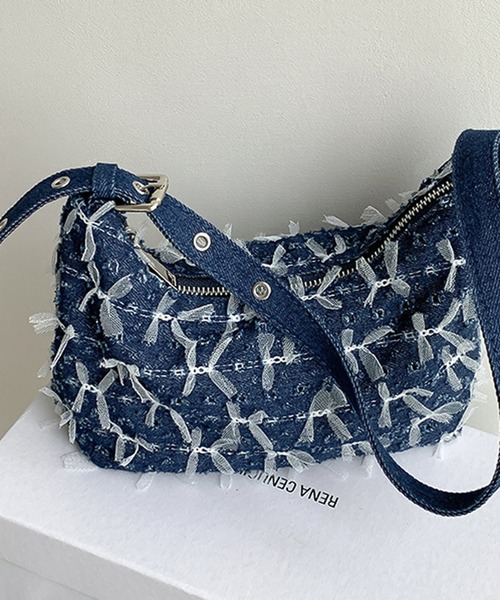 LAFFMO（ラフモ）の「チュールデニムショルダーバッグ（ショルダーバッグ・レディース・ライトブルー/ブルー/ダークブルー・F）」の6枚目の写真