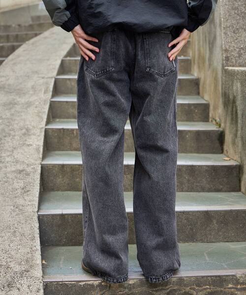 FFEIN(フェイン)の「【FFEIN(フェイン)】ワイドストレートデニムパンツ / シンプル ノームコア 綺麗目 セットアップ シティガール シティボーイ(デニムパンツ・メンズ・ブラウン/ネイビー/チャコール・SMALL/MEDIUM/LARGE)」の7枚目の写真