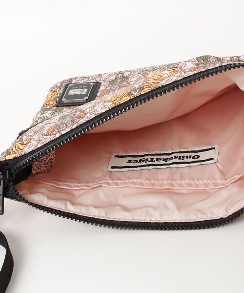 Onitsuka Tiger サコッシュ PRINTED SACOCHE。 レトロなボタニカルアートをモチーフし