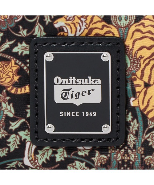 Onitsuka Tiger(オニツカタイガー)の「PRINTED SACOCHE / プリンティッドサコッシュ(ショルダーバッグ・レディース・カーキ/ブラック/ベージュ・OS)」の6枚目の写真
