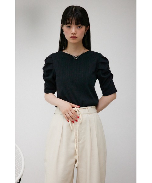AZUL by moussy(アズールバイマウジー)の「2WAYギャザースリーブリブトップス(Tシャツ/カットソー・レディース・ライトグレー/アイボリー/ブラック・SMALL/MEDIUM)」の17枚目の写真