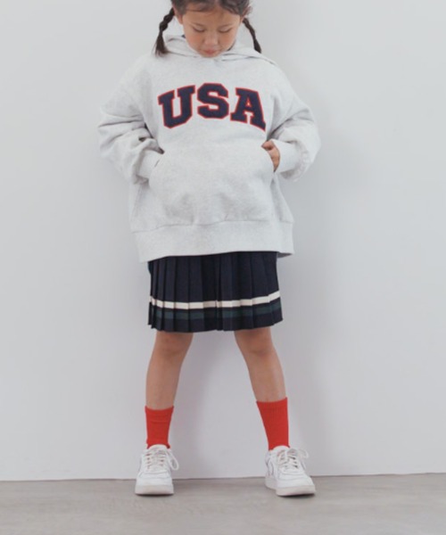 LOWRYS FARM(ローリーズファーム)の「ラインプリーツスカート 145393(スカート・キッズ・ブラウン/ネイビー・110cm/120cm/130cm/140cm/150cm)」の2枚目の写真
