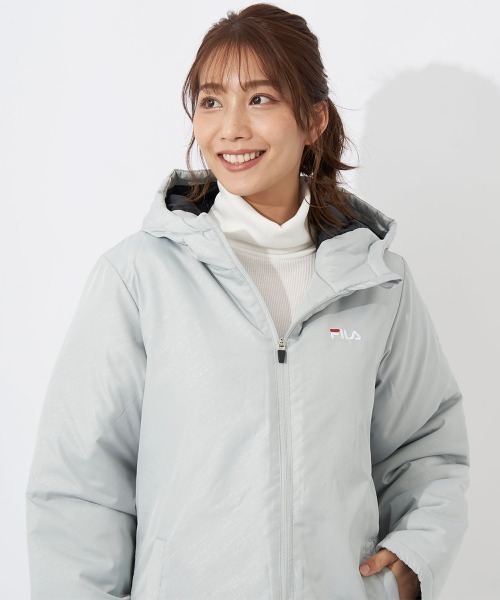 FILA（フィラ）の「中綿ベンチコート（その他アウター・レディース・ライトグレー/ワイン・MEDIUM/LARGE/X-LARGE/XX-LARGE）」の4枚目の写真