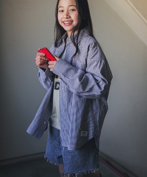 jeans-b（ジーンズベー）の「Jeans-b/ジーンズベー ストライプワイドシャツ（シャツ/ブラウス・キッズ・ブルー/ブラック・130cm/140cm/150cm/160cm/120cm）」の2枚目の写真