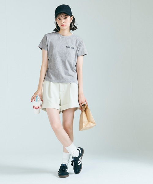 coca（coca）（コカ）の「【WEB限定セール】ワンポイントロゴ レギュラーウェイトTシャツ（Tシャツ/カットソー・レディース・アイボリー/ライトグレー・M/L/S）」の3枚目の写真