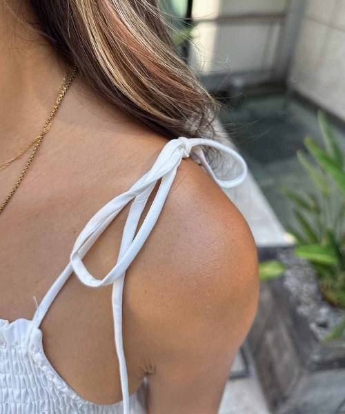 esutoreja(エストレジャ)の「リボンギャザーキャミソール(キャミソール・レディース・ホワイト・FREE)」の5枚目の写真