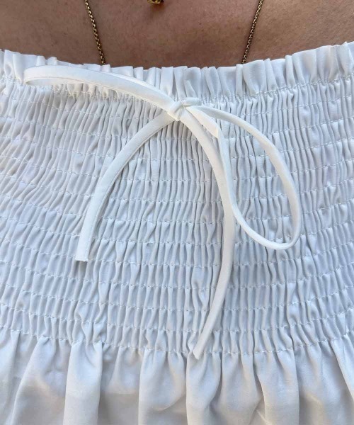 esutoreja(エストレジャ)の「リボンギャザーキャミソール(キャミソール・レディース・ホワイト・FREE)」の6枚目の写真
