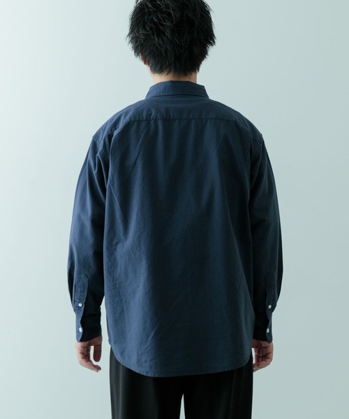 ITEMS URBANRESEARCH(アイテムズ アーバンリサーチ)の「ワンポイント刺繍OXレギュラーカラーシャツ(シャツ/ブラウス・メンズ・ホワイト/ライトグレー/ネイビー・MEDIUM/LARGE)」の19枚目の写真