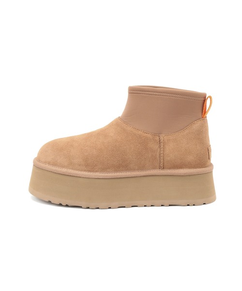 UGG（アグ）の「【WEB限定】【UGG(アグ)】Classic Mini Dipper（ブーツ・レディース・ブラック/キャメル・25/24/23）」の10枚目の写真