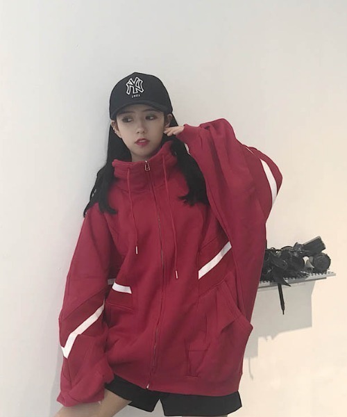 B'day(ビーデイ)の「【 B'day / ビーデー 】BIGシルエットスタンドZIPライン入りドルマンスリーブジャケット(ブルゾン・レディース・レッド/ブラック・LARGE/MEDIUM)」の7枚目の写真