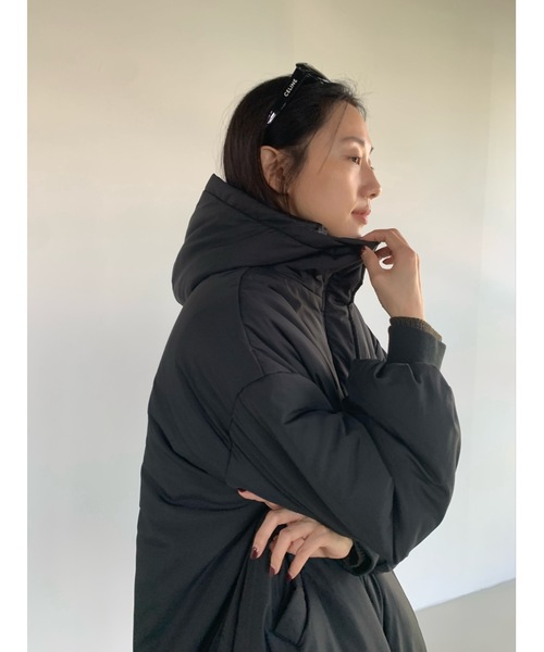 Didot.showroom(ディドット ショールーム)の「ミドル丈(コート丈)中綿フードダウン(ダウンジャケット/コート・レディース・ブラック/カーキ/オフホワイト・FREE)」の9枚目の写真