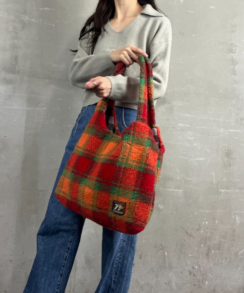 セール】ボア チェック柄プリント A4対応 大容量 ショルダーバッグ