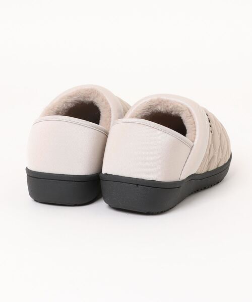 MEI（メイ）の「【MEI/メイ】キルティングモックシューズ（スリッポン・レディース・ブラック/ベージュ系その他・S/M/L）」の3枚目の写真