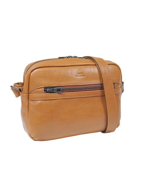 SEEKER(シーカー)の「【NOBLE】オイルレザー スクエアミニショルダー SKB-NB09(ショルダーバッグ・メンズ・ネイビー/グリーン/ワイン/ブラック/キャメル・FREE)」の1枚目の写真