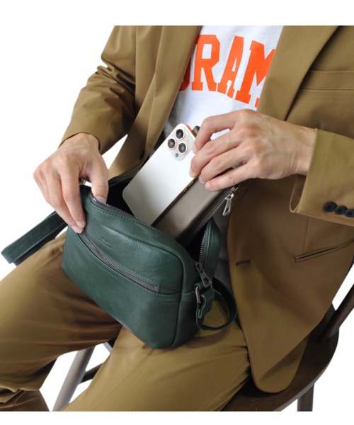 SEEKER(シーカー)の「【NOBLE】オイルレザー スクエアミニショルダー SKB-NB09(ショルダーバッグ・メンズ・ネイビー/グリーン/ワイン/ブラック/キャメル・FREE)」の21枚目の写真