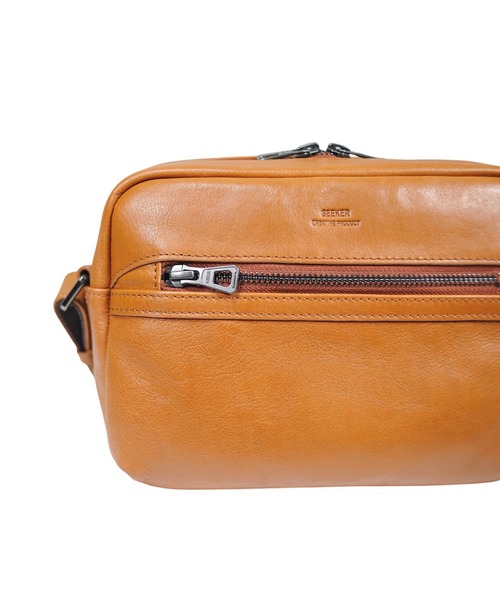 SEEKER(シーカー)の「【NOBLE】オイルレザー スクエアミニショルダー SKB-NB09(ショルダーバッグ・メンズ・ネイビー/グリーン/ワイン/ブラック/キャメル・FREE)」の11枚目の写真