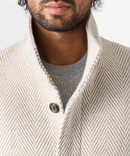 MICHEL KLEIN HOMME (ミッシェルクランオム)の「へリンボン柄ウールコート(ステンカラーコート・メンズ・ベージュ/ブラック・MEDIUM/X-LARGE/LARGE)」の7枚目の写真