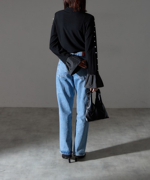 each（イーチ）の「スリーブパールラインフレアカフプルオーバー（Tシャツ/カットソー・レディース・ベージュ/グレー/ブラック・FREE）」の10枚目の写真