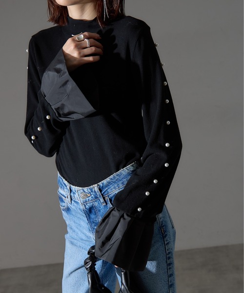 each（イーチ）の「スリーブパールラインフレアカフプルオーバー（Tシャツ/カットソー・レディース・ベージュ/グレー/ブラック・FREE）」の4枚目の写真