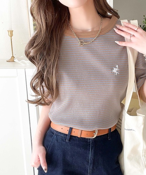 classicalelf(クラシカルエルフ)の「大人可愛いの新定番。袖リンガーボートネック胸刺繍ボーダーTシャツ(半袖)(Tシャツ/カットソー・レディース・ネイビー系/グレイッシュベージュ/ブラック×ベージュ/ベージュ系その他/グリーン系その他・X-LARGE/MEDIUM/LARGE/SMALL)」の20枚目の写真