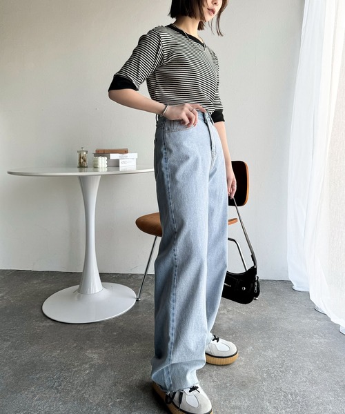 classicalelf(クラシカルエルフ)の「大人可愛いの新定番。袖リンガーボートネック胸刺繍ボーダーTシャツ(半袖)(Tシャツ/カットソー・レディース・ネイビー系/グレイッシュベージュ/ブラック×ベージュ/ベージュ系その他/グリーン系その他・X-LARGE/MEDIUM/LARGE/SMALL)」の9枚目の写真