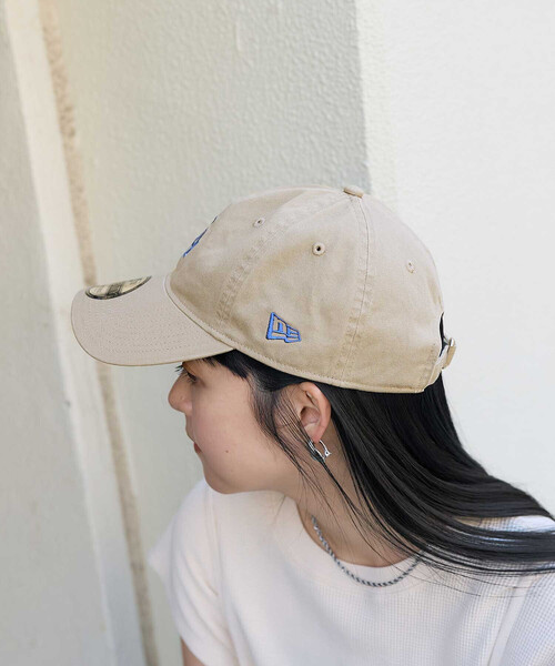 FREAK'S STORE(フリークスストア)の「New Era × FREAK'S STORE/ニューエラ 別注 9TWENTY MINI LOGO CAP/ナイントゥエンティ ミニロゴキャップ/ニューエラ(キャップ・レディース・ブルー/ベージュ/ネイビー/キャメル・ONE SIZE)」の12枚目の写真