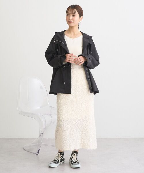 earth music&ecology(アースミュージックアンドエコロジー)の「ドロストペプラムマウンテンパーカー(マウンテンパーカー・レディース・アイボリー/グレイッシュベージュ/ブラック・FREE)」の17枚目の写真