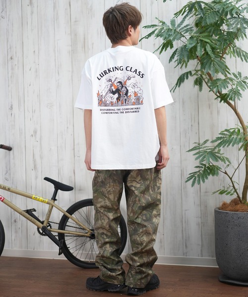 LURKING CLASS(ラーキングクラス)の「【ムラサキスポーツ限定】LURKING CLASS/ラーキングクラス 半袖Tシャツ バックプリント ST25STM07(Tシャツ/カットソー・メンズ・ブラック/ホワイト・XL/L/M)」の10枚目の写真