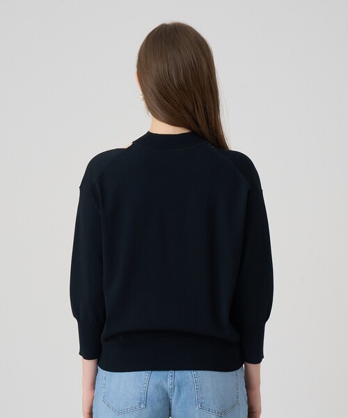 ANAYI(アナイ)の「ハイネックレイヤー プルオーバー(ニット/セーター・レディース・ブラック/オフホワイト/ベージュ・38/36)」の6枚目の写真