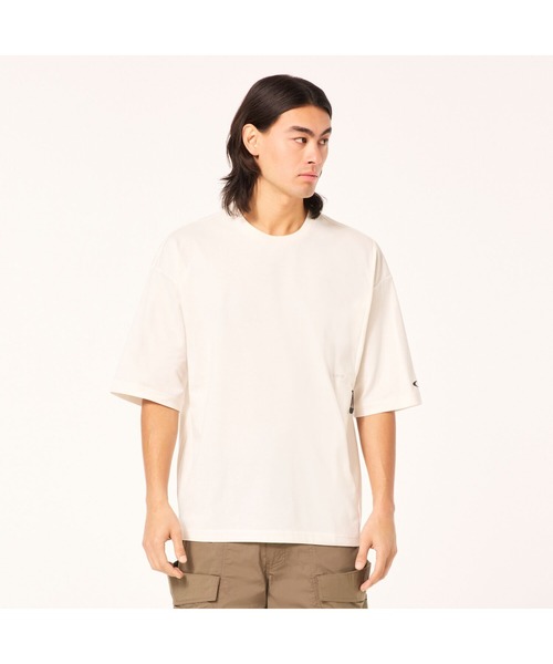 OAKLEY(オークリー)の「オークリ― FGL UNION POCKET TEE 4.0 / Tシャツ / FGL アウトドア/OAKLEY(Tシャツ/カットソー・メンズ・ブラウン/ホワイト/グレイッシュブルー・L/S/M)」の2枚目の写真