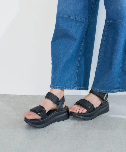 noyau(ノヤウ)の「厚底サテンベルクロスポーツサンダル(サンダル・レディース・ブラック/シルバー/ベージュ・S/M/L/LL)」の10枚目の写真