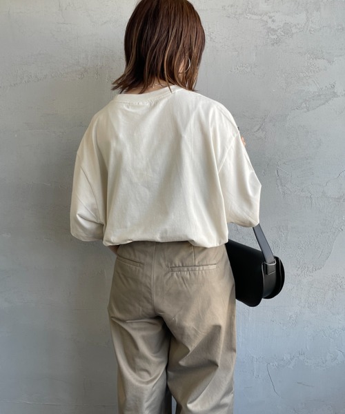 Calvin Klein（カルバン・クライン）の「[Calvin Klein/カルバンクライン] スタンダードロゴプリントTシャツ（Tシャツ/カットソー・レディース・ブルー/ブラック/ホワイト/ベージュ・S/M/L）」の8枚目の写真