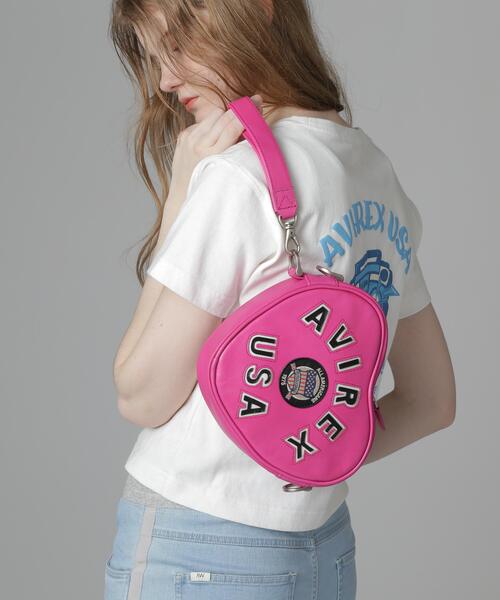 AVIREX(アヴィレックス)の「《直営店限定》VARSITY HEART CHAIN BAG/バーシティーハートチェーンバッグ(ショルダーバッグ・レディース・ピンク/ブラック/レッド・F)」の2枚目の写真